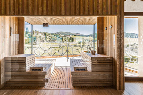 Villa con piscina ne
