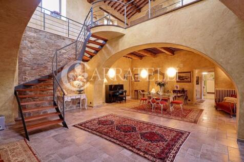 Villa con Piscina a 