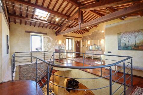 Villa con Piscina a 