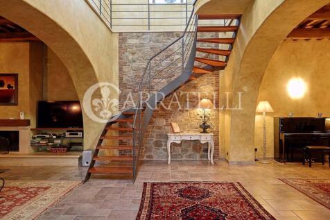 Villa con Piscina a 