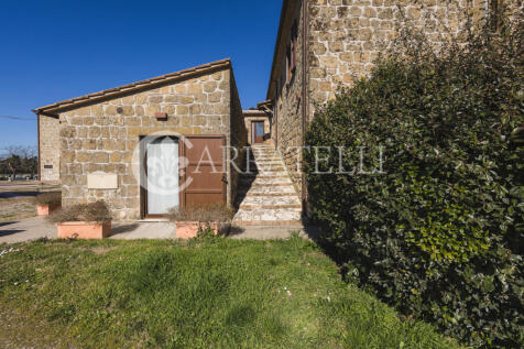 Villa con Piscina a 