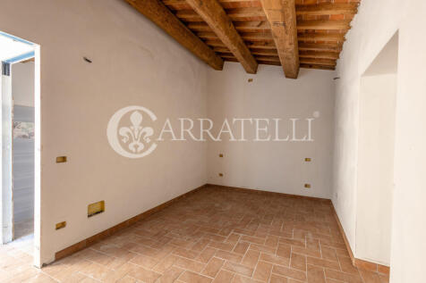 Villa con Piscina a 