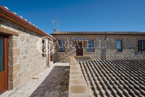 Villa con Piscina a 
