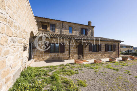 Villa con Piscina a 