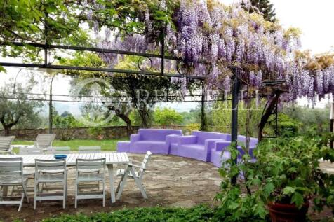 Affascinante Borgo a