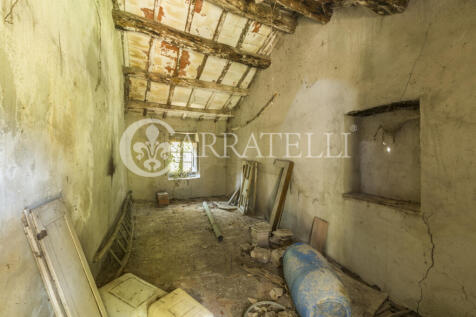 Casale con piscina i