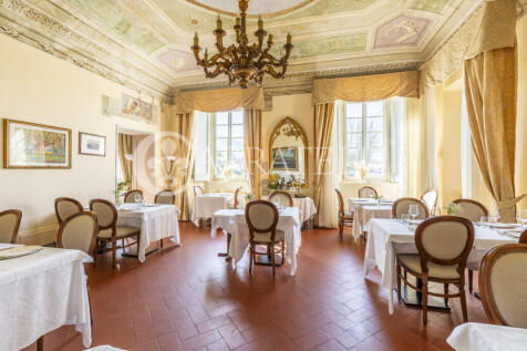 Pisa villa storica d