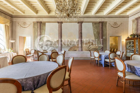 Pisa villa storica d
