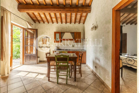 Volterra casale con 