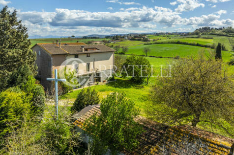 Collestrada casa in 