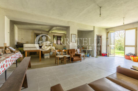 Collestrada casa in 