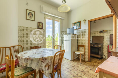 Collestrada casa in 