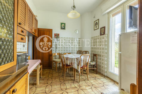 Collestrada casa in 