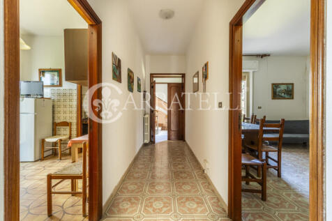 Collestrada casa in 