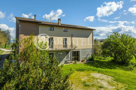 Collestrada casa in 