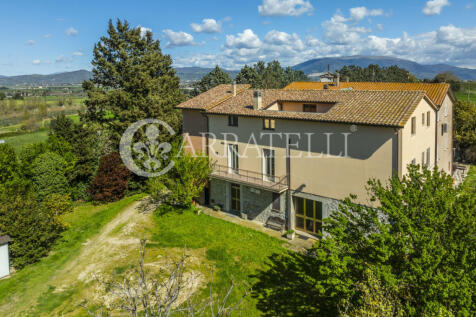Collestrada casa in 