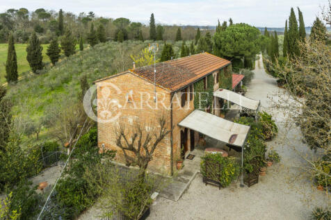 Casale con piscina e