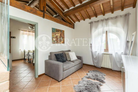 Casale con piscina e