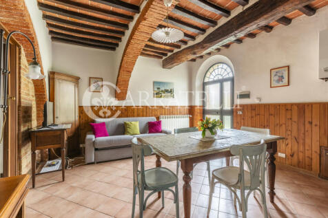 Casale con piscina e