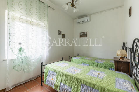 Casale con piscina e