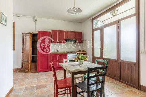 Casale con piscina e