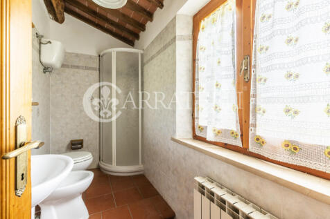 Casale con piscina e
