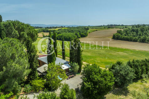 Casale con piscina e