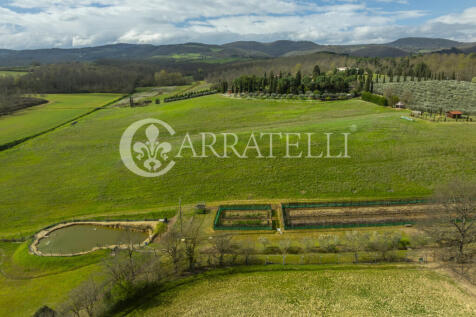 Casale con piscina e
