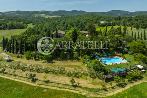Casale con piscina e