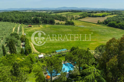Casale con piscina e