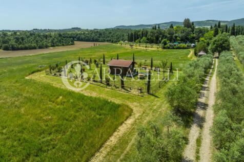 Casale con piscina e
