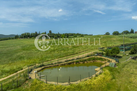 Casale con piscina e