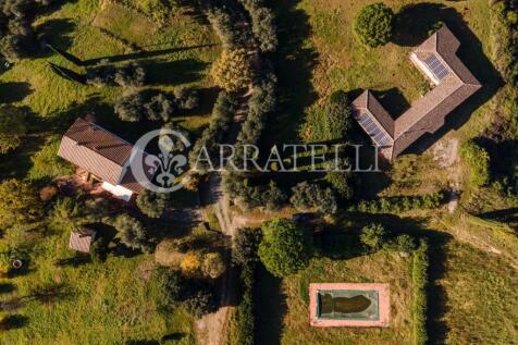 Casale da sogno tra 