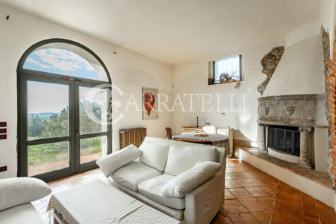 Casale da sogno tra 