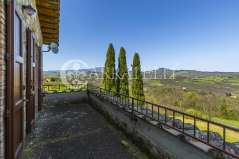 Casale in pietra a S