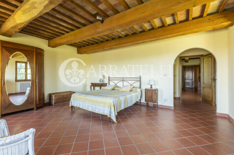 Casale in pietra a S