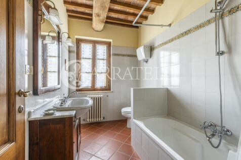 Casale in pietra a S