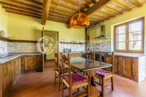 Casale in pietra a S