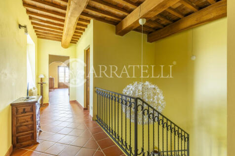 Casale in pietra a S