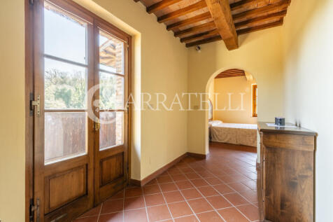 Casale in pietra a S