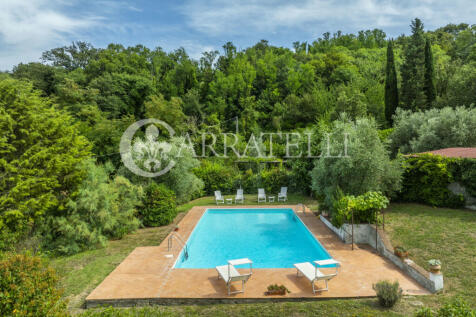 Casale in pietra a S