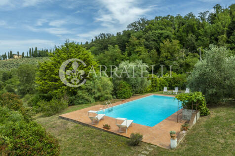 Casale in pietra a S