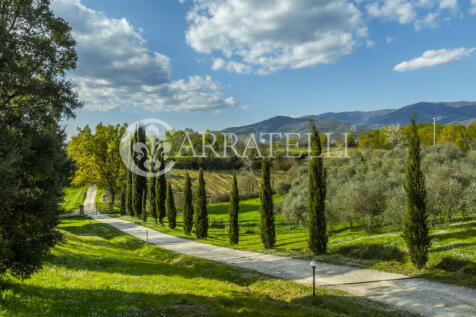 Casale di lusso con 