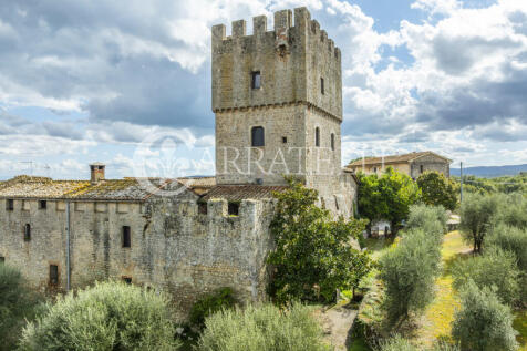 Torre medioevale nel