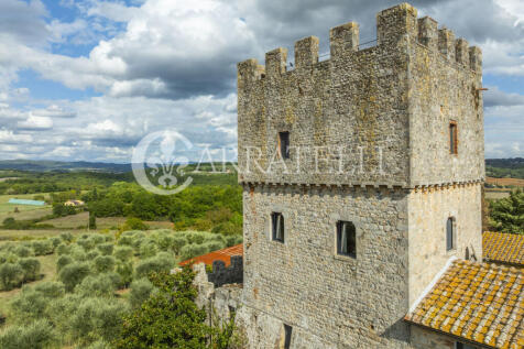 Torre medioevale nel