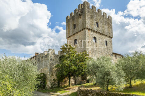 Torre medioevale nel
