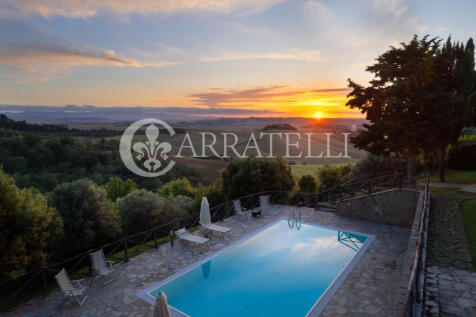 Podere con piscina (