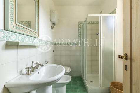 Casale con piscina a