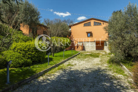 Perugia moderna vill
