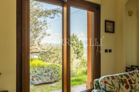 Perugia moderna vill